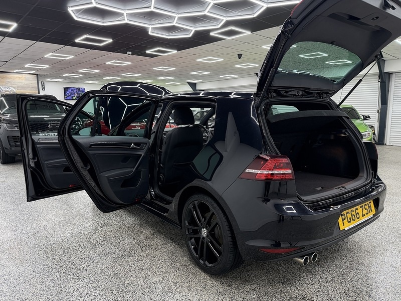 Used Volkswagen Golf 2017 for sale - 76707225: Photo 12