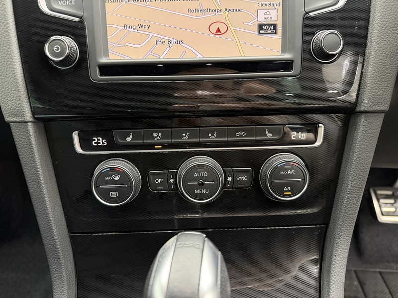 Used Volkswagen Golf 2017 for sale - 76707225: Photo 23