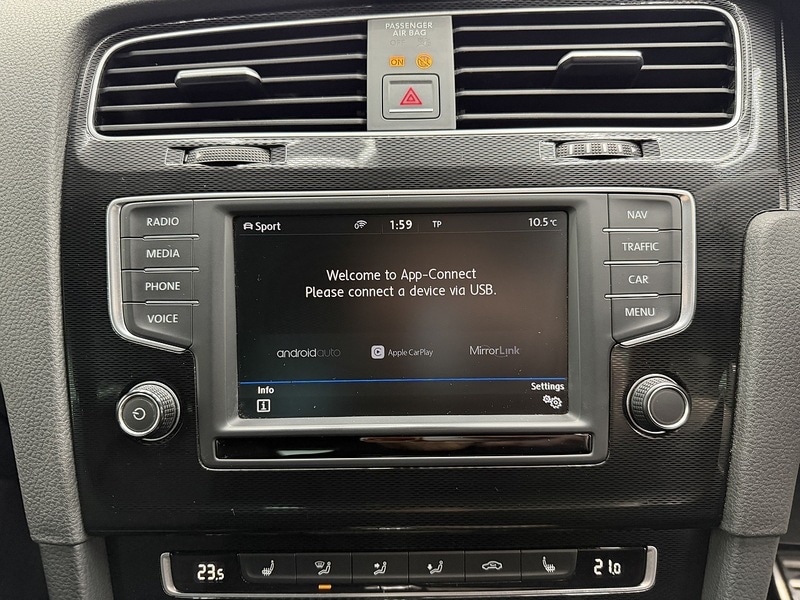 Used Volkswagen Golf 2017 for sale - 76707225: Photo 29