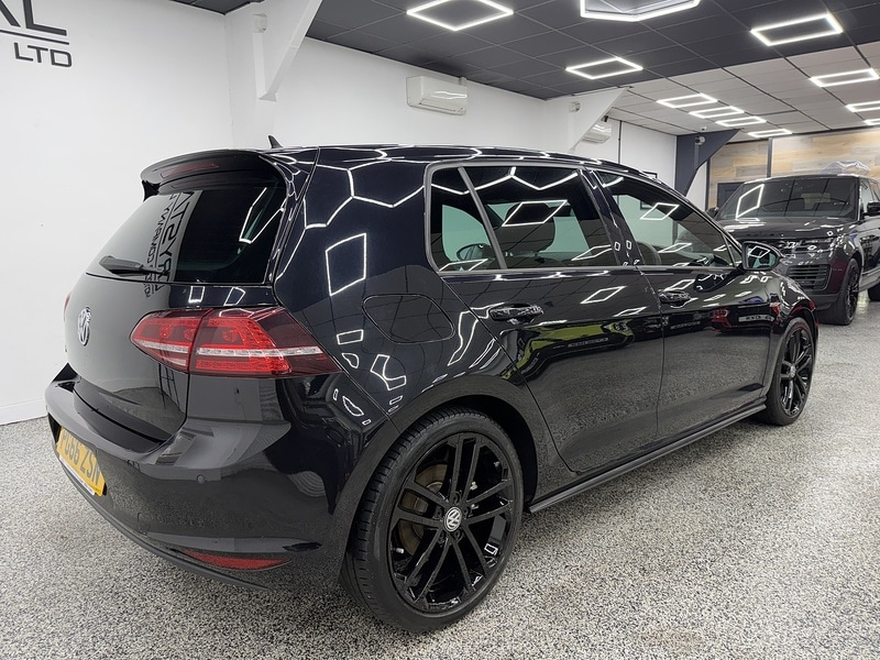 Used Volkswagen Golf 2017 for sale - 76707225: Photo 3