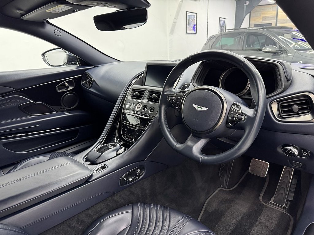 Used Aston Martin DB11 2019 for sale - 77195318: Photo 22