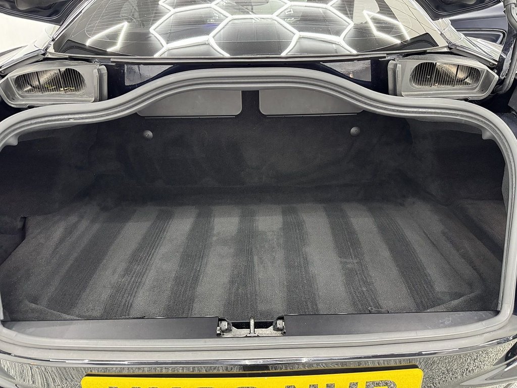 Used Aston Martin DB11 2019 for sale - 77195318: Photo 24