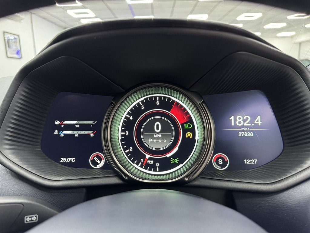 Used Aston Martin DB11 2019 for sale - 77195318: Photo 29