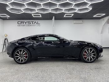 Used Aston Martin DB11 2019 for sale - 77195318: Photo