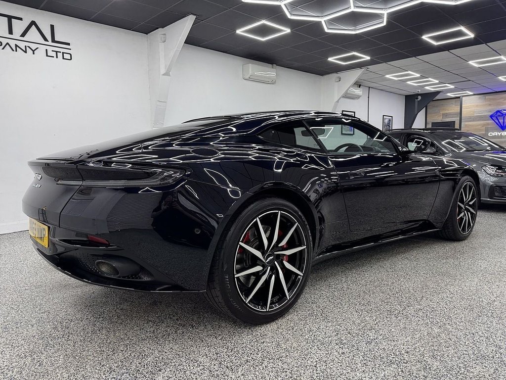 Used Aston Martin DB11 2019 for sale - 77195318: Photo 3