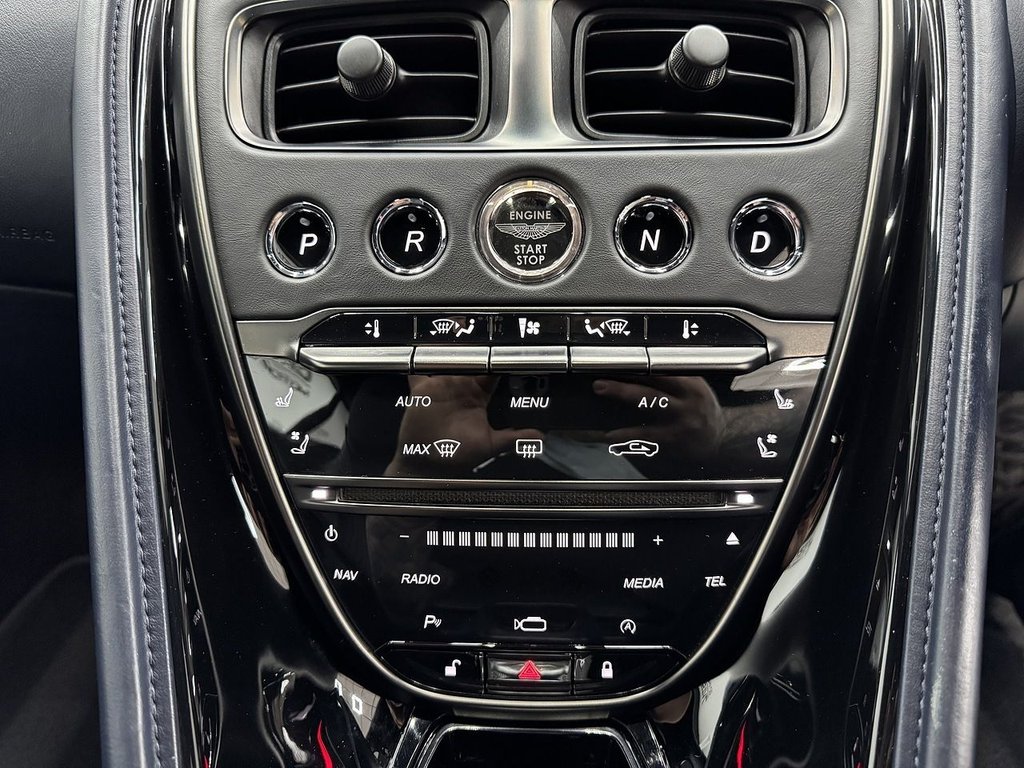 Used Aston Martin DB11 2019 for sale - 77195318: Photo 32