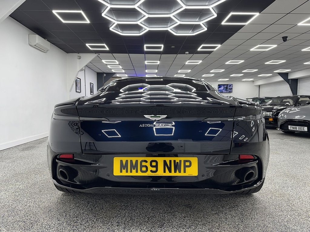 Used Aston Martin DB11 2019 for sale - 77195318: Photo 4