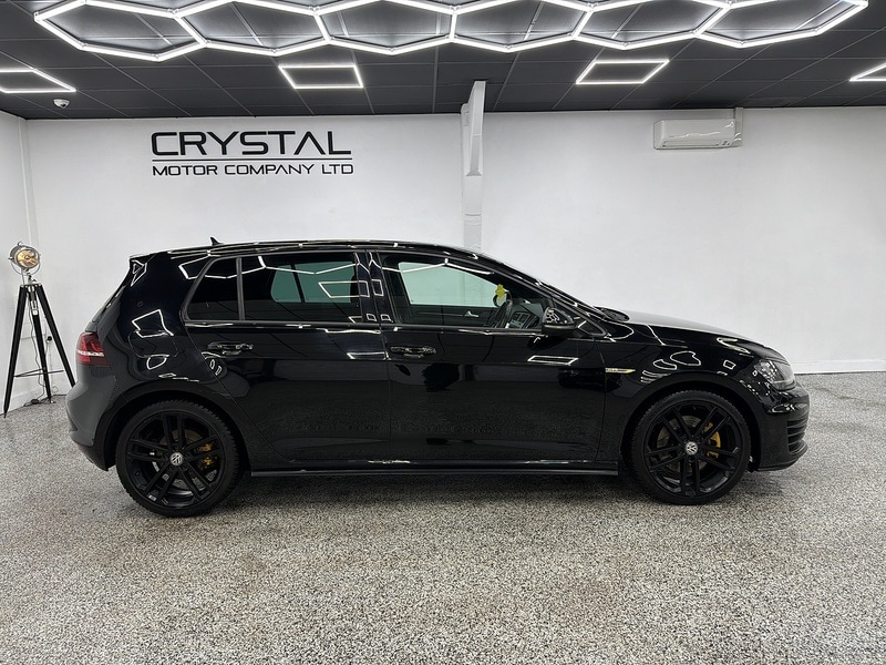 Used Volkswagen Golf 2015 for sale - 77167663: Photo 2