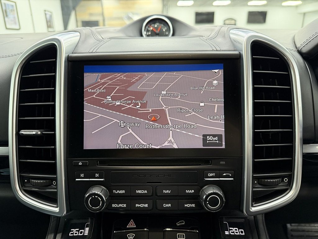 Used Porsche Cayenne 2017 for sale - 77195309: Photo 24