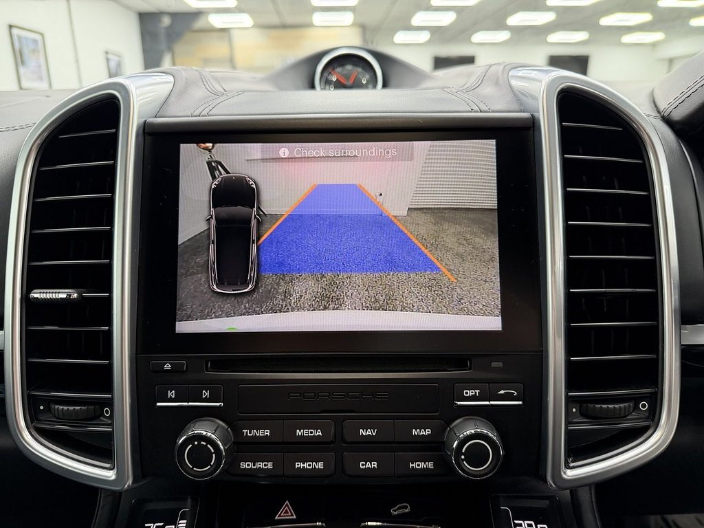 Used Porsche Cayenne 2017 for sale - 77195309: Photo 29