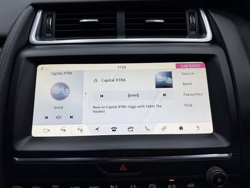 Used Jaguar E-Pace 2018 for sale - 77099748: Photo 30