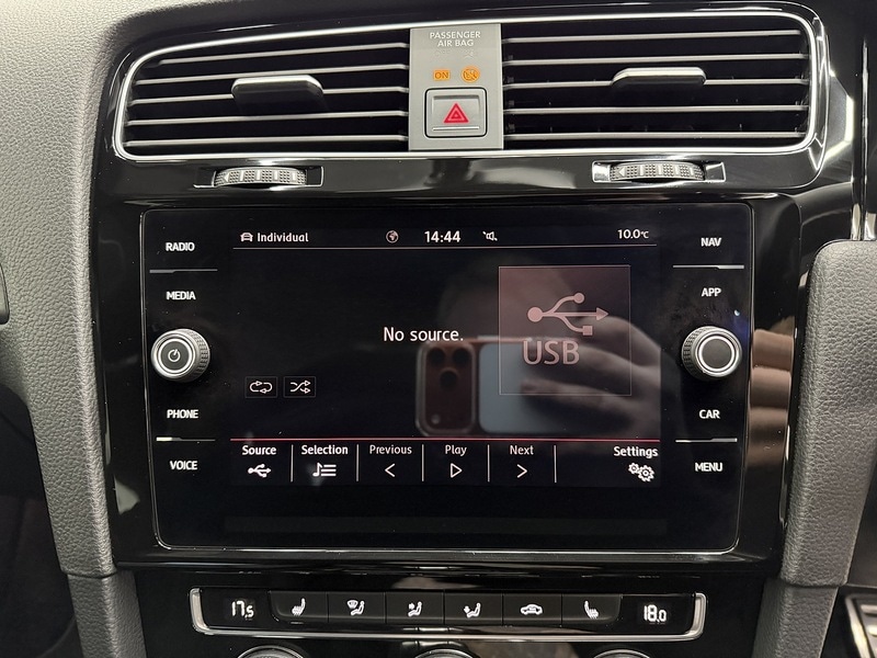 Used Volkswagen Golf 2018 for sale - 76707222: Photo 30