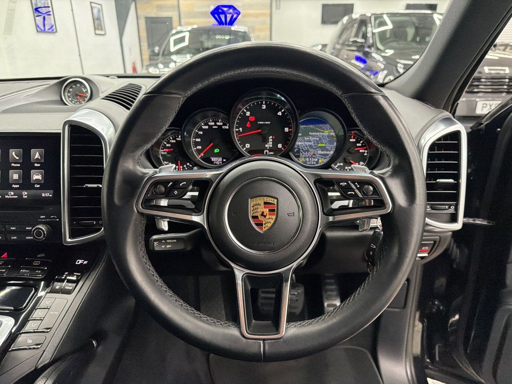 Used Porsche Cayenne 2018 for sale - 77232060: Photo 22