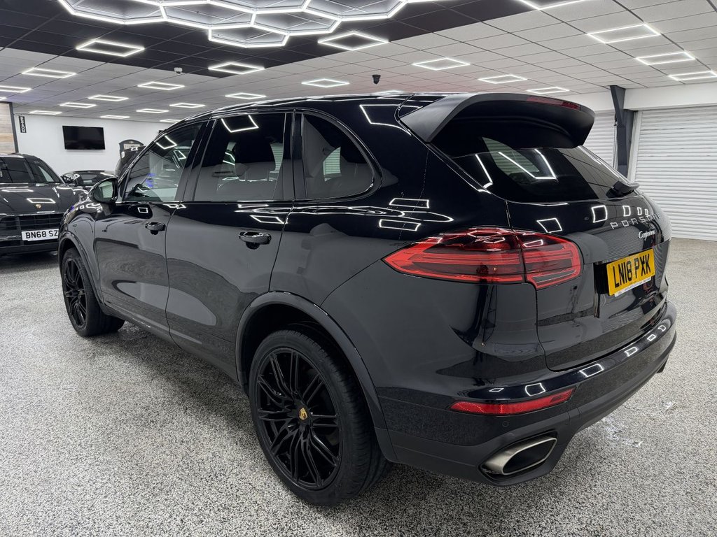 Used Porsche Cayenne 2018 for sale - 77232060: Photo 5