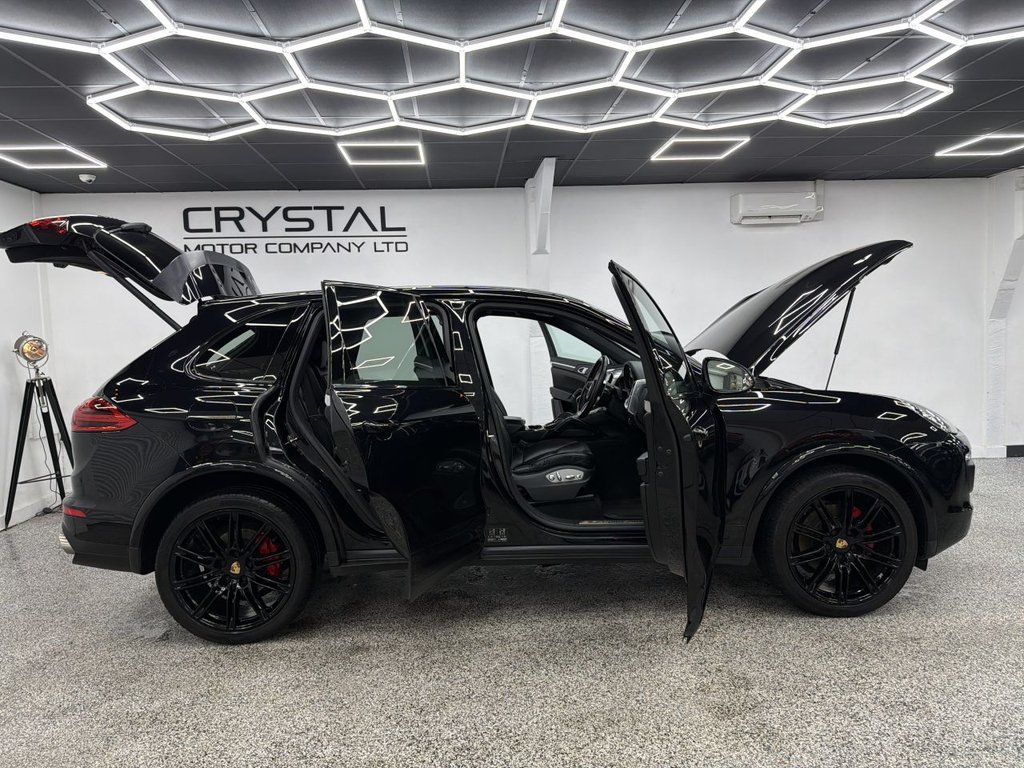 Used Porsche Cayenne 2018 for sale - 77232060: Photo 9