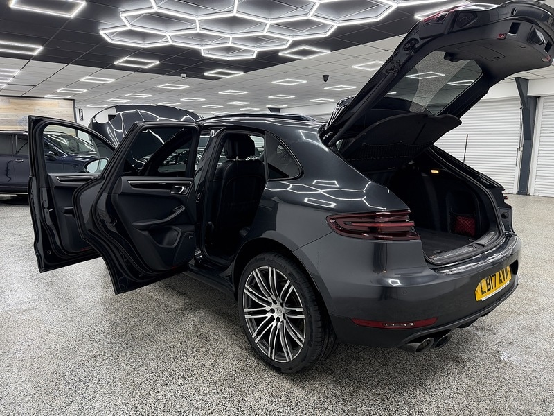 Used Porsche Macan 2017 for sale - 77135590: Photo 11