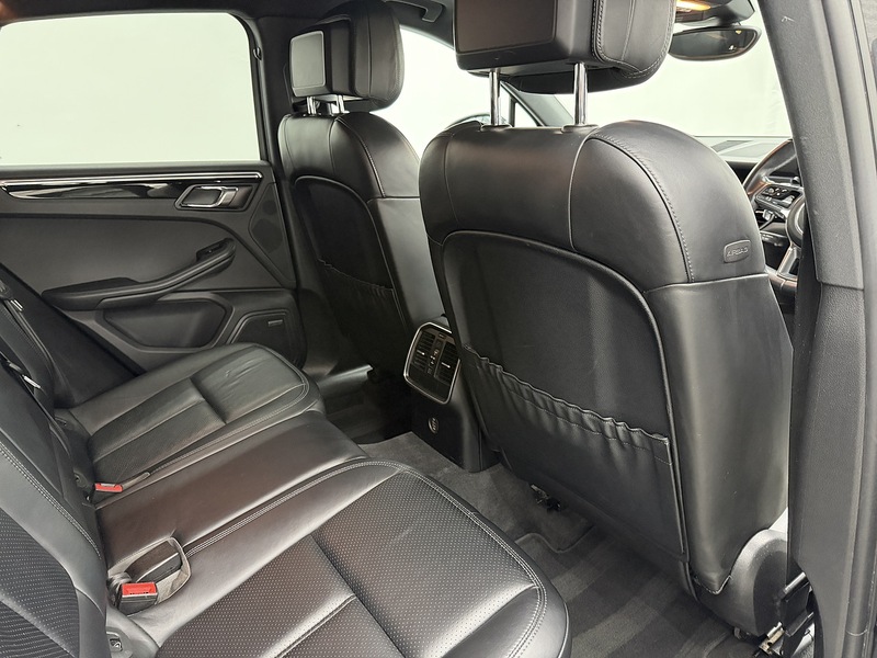 Used Porsche Macan 2017 for sale - 77135590: Photo 15