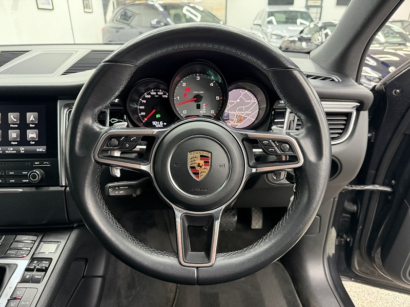 Used Porsche Macan 2017 for sale - 77135590: Photo 19