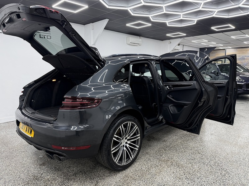 Used Porsche Macan 2017 for sale - 77135590: Photo 9