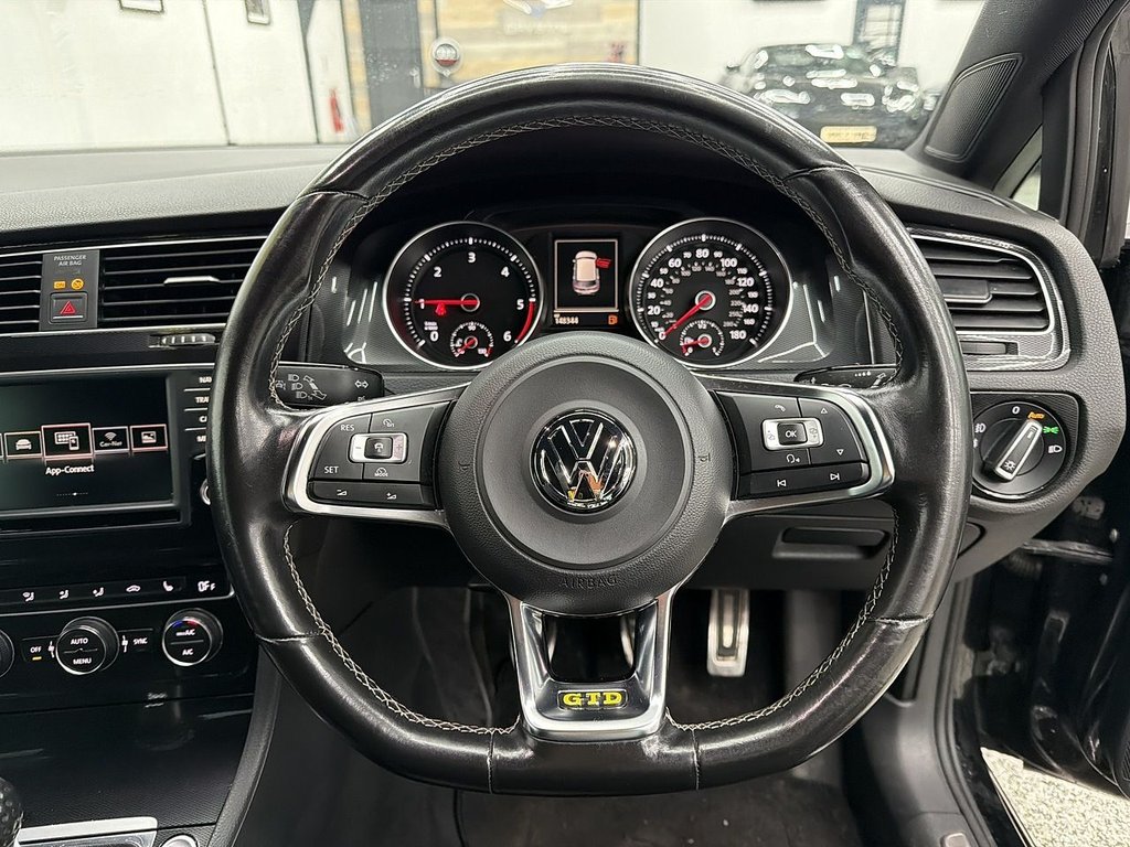 Used Volkswagen Golf 2015 for sale - 77195312: Photo 12