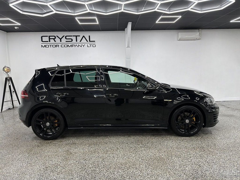 Used Volkswagen Golf 2015 for sale - 77195312: Photo 2