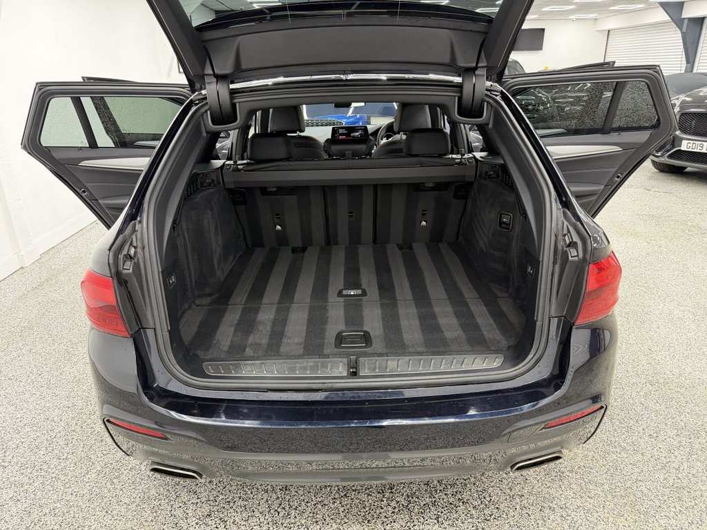 Used BMW 5 Series 2019 for sale - 77232005: Photo 11