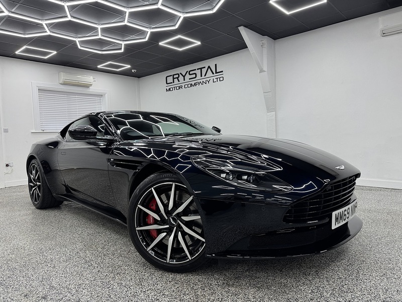 Used Aston Martin DB11 2019 for sale - 76707300: Photo 1
