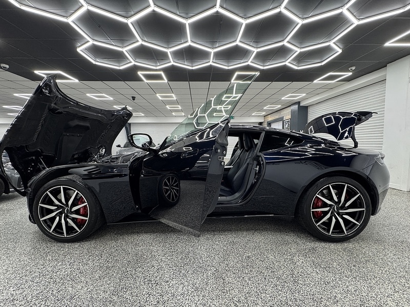 Used Aston Martin DB11 2019 for sale - 76707300: Photo 15