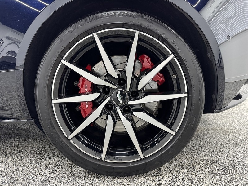 Used Aston Martin DB11 2019 for sale - 76707300: Photo 19