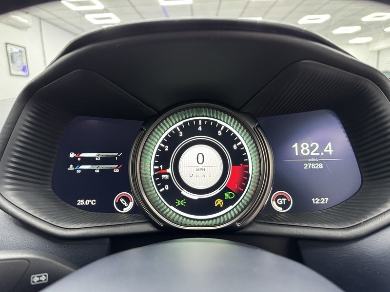 Used Aston Martin DB11 2019 for sale - 76707300: Photo 28