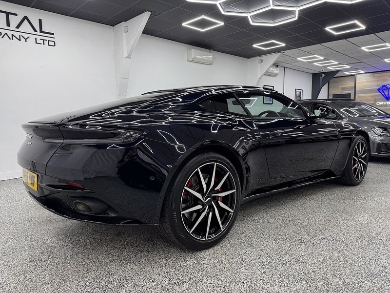 Used Aston Martin DB11 2019 for sale - 76707300: Photo 3