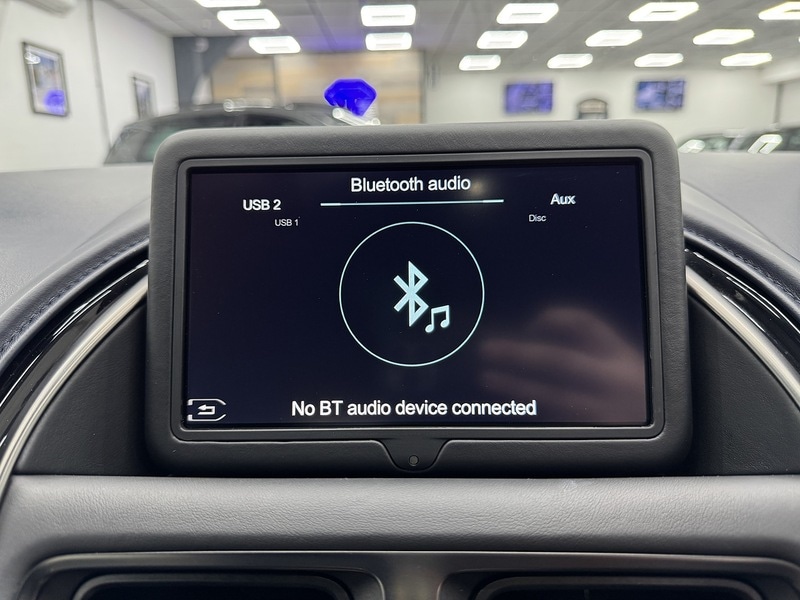 Used Aston Martin DB11 2019 for sale - 76707300: Photo 37