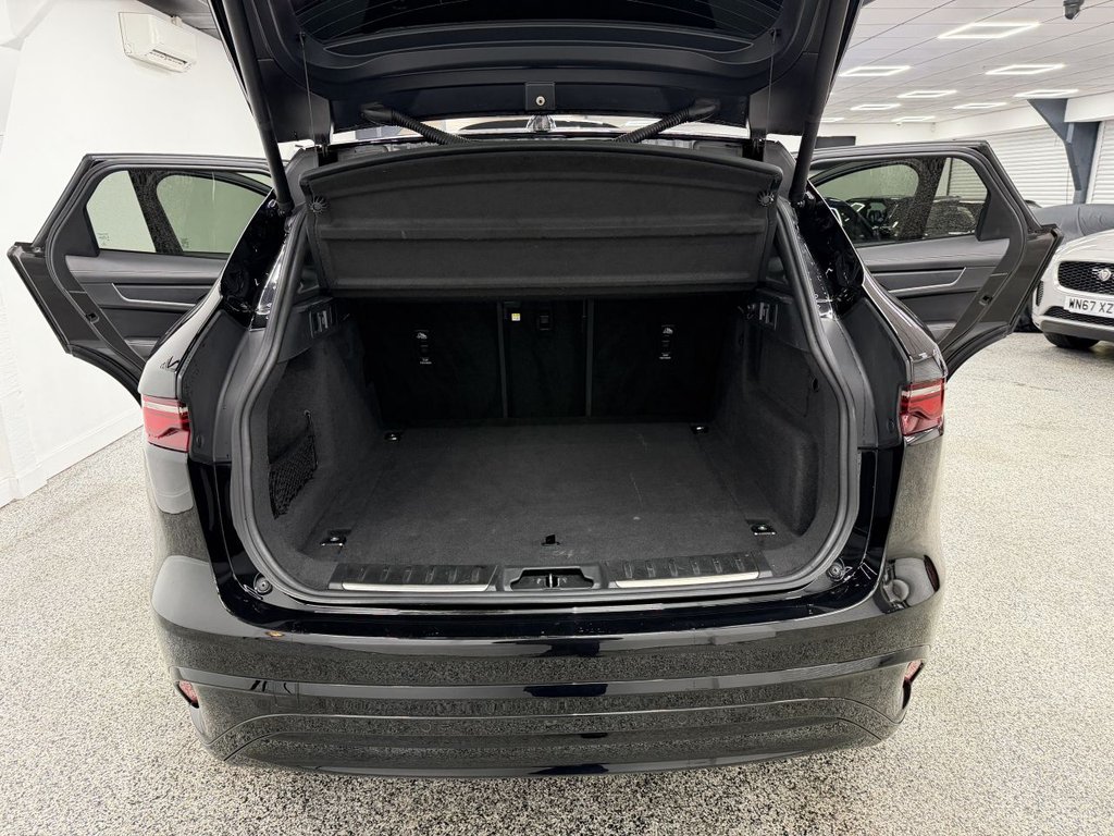 Used Jaguar F-Pace 2021 for sale - 77231918: Photo 12