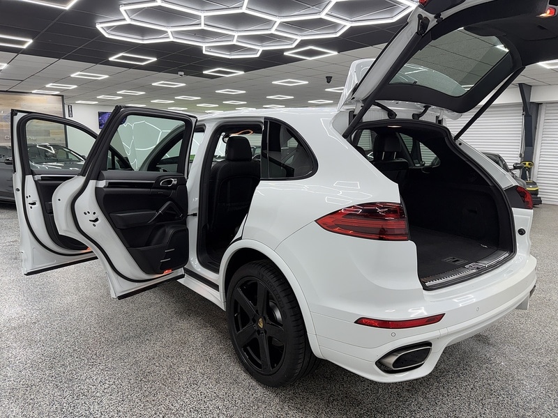 Used Porsche Cayenne 2016 for sale - 76707282: Photo 13