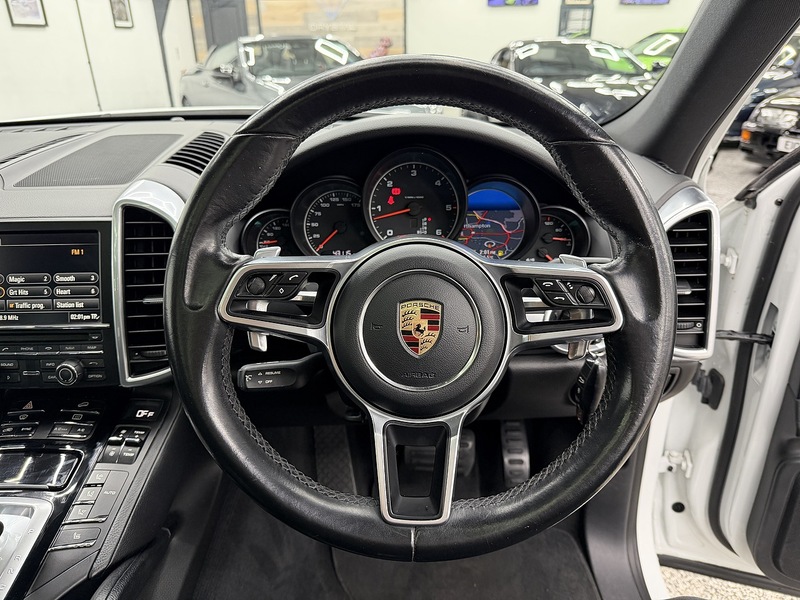 Used Porsche Cayenne 2016 for sale - 76707282: Photo 22