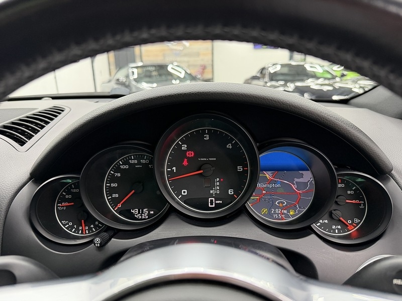 Used Porsche Cayenne 2016 for sale - 76707282: Photo 23