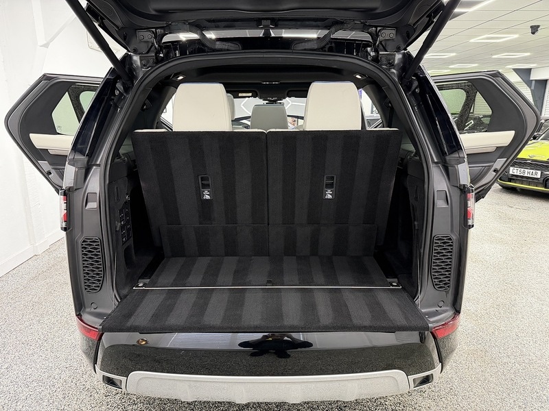 Used Land Rover Discovery 2017 for sale - 76669434: Photo 11