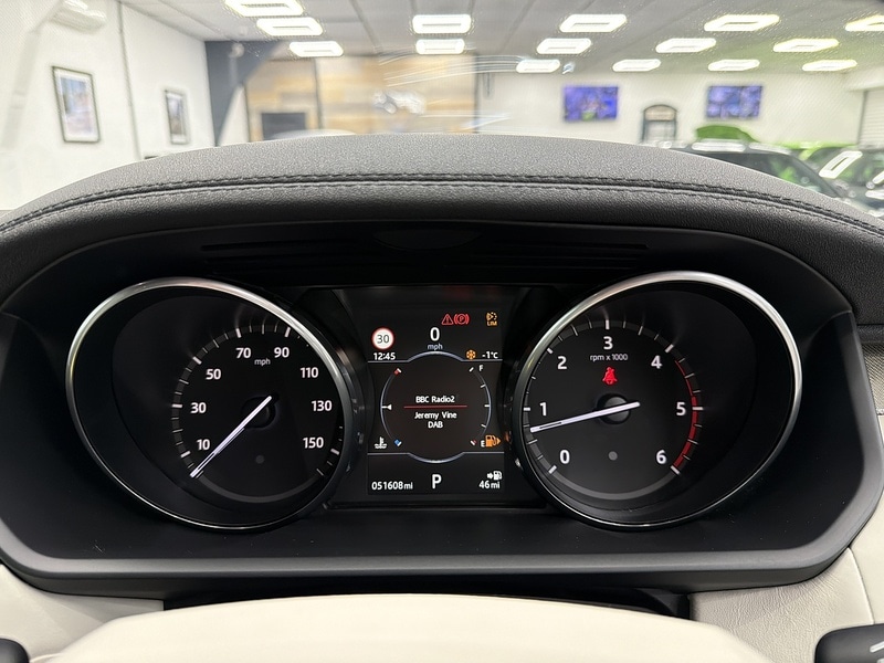 Used Land Rover Discovery 2017 for sale - 76669434: Photo 27