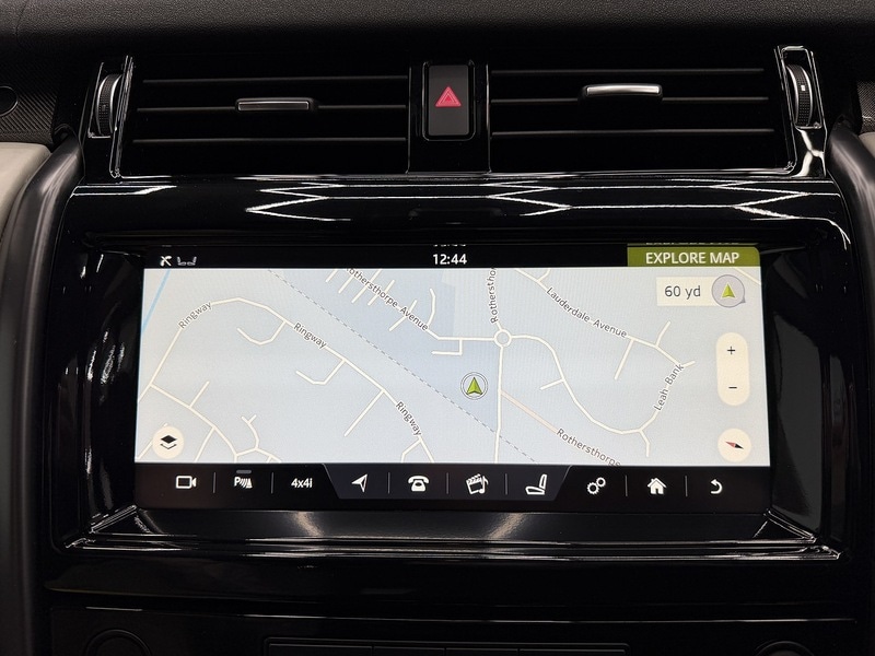 Used Land Rover Discovery 2017 for sale - 76669434: Photo 31