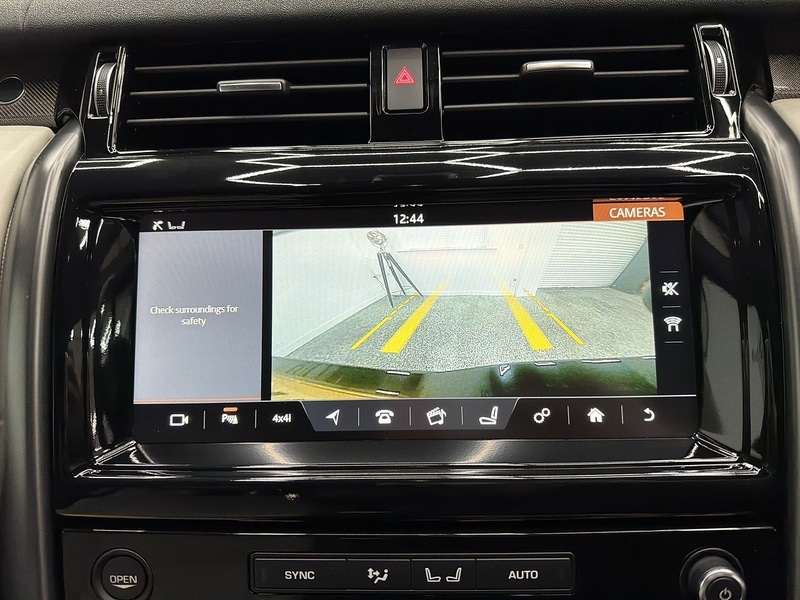 Used Land Rover Discovery 2017 for sale - 76669434: Photo 37