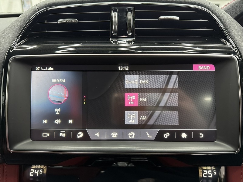 Used Jaguar F-Pace 2019 for sale - 77159055: Photo 32