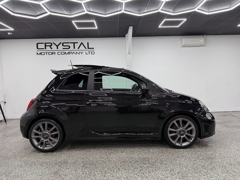Used Abarth 595 2019 for sale - 76707309: Photo 2
