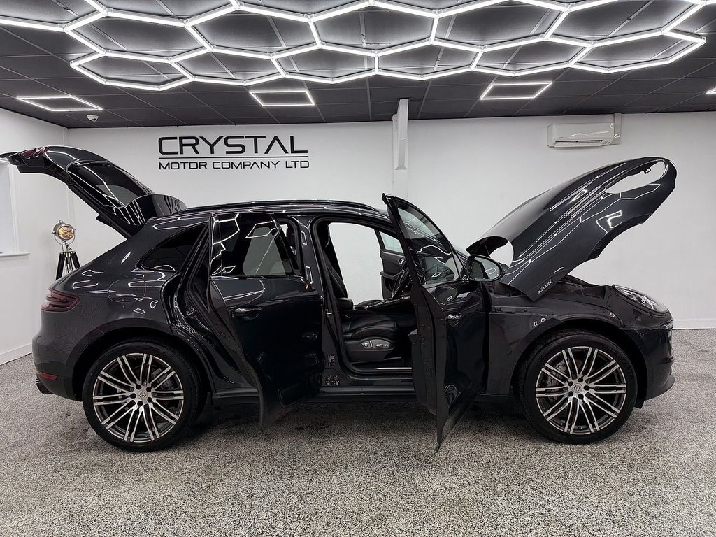 Used Porsche Macan 2017 for sale - 77232066: Photo 8