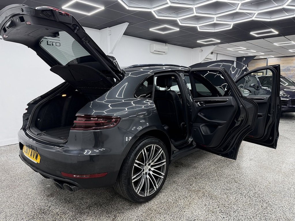 Used Porsche Macan 2017 for sale - 77232066: Photo 9
