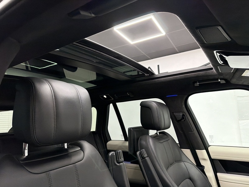 Used Land Rover Range Rover 2021 for sale - 76707249: Photo 16
