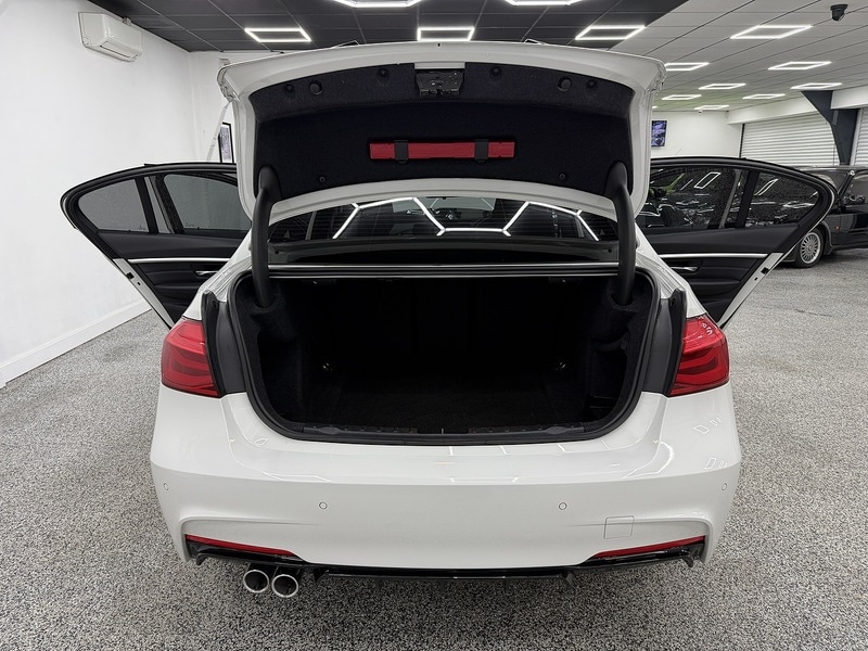 Used BMW 3 Series 2018 for sale - 76707255: Photo 10