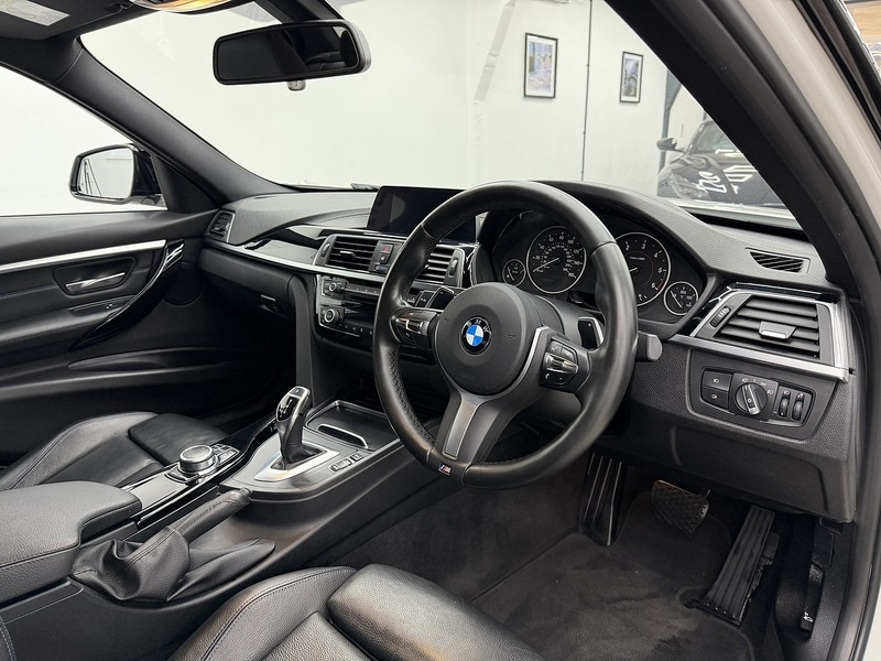 Used BMW 3 Series 2018 for sale - 76707255: Photo 19