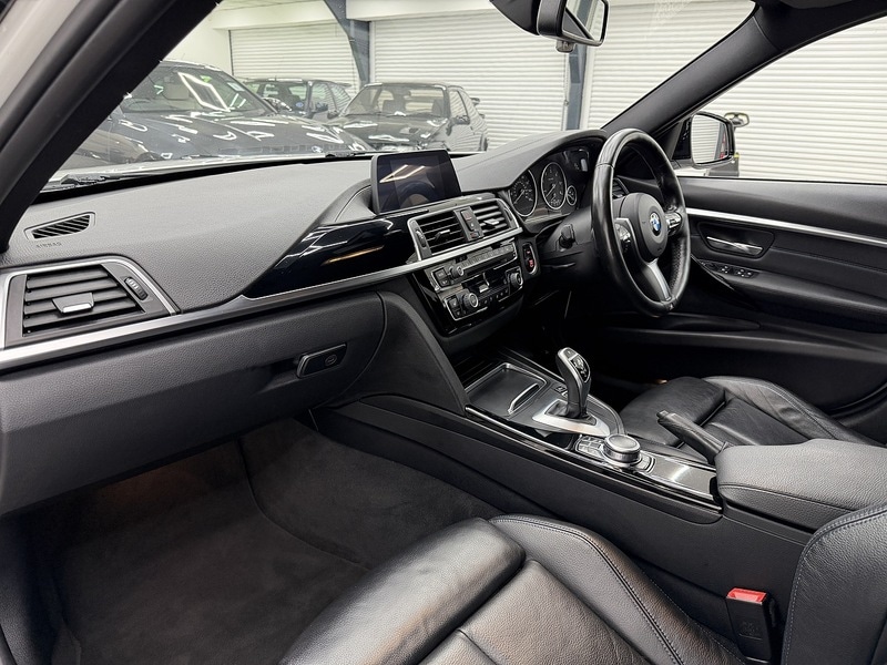 Used BMW 3 Series 2018 for sale - 76707255: Photo 23