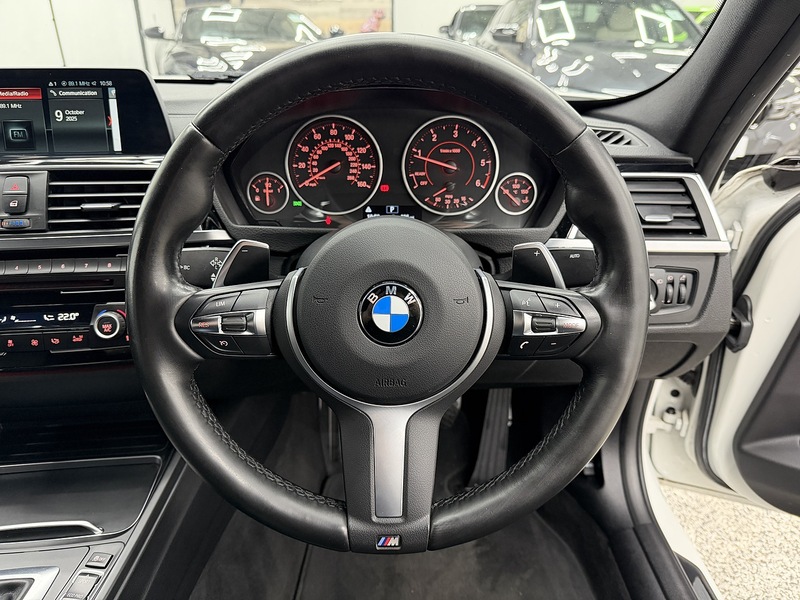 Used BMW 3 Series 2018 for sale - 76707255: Photo 24