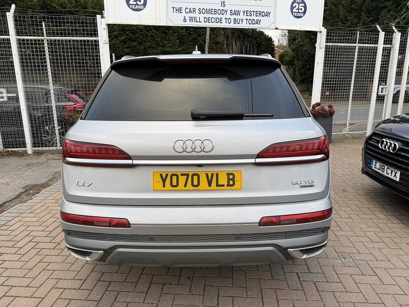 Used Audi Q7 2020 for sale - 76707285: Photo 3